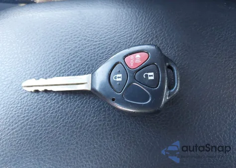 2010 Toyota Corolla Matrix from USA, damaged, VIN 2T1KU4EE2AC267009